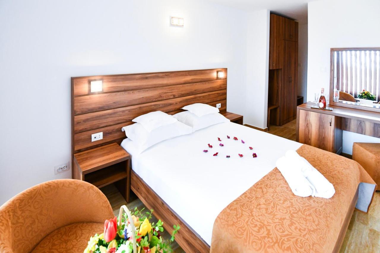 Complex Tismana 3* All Inclusive ジュピテル エクステリア 写真