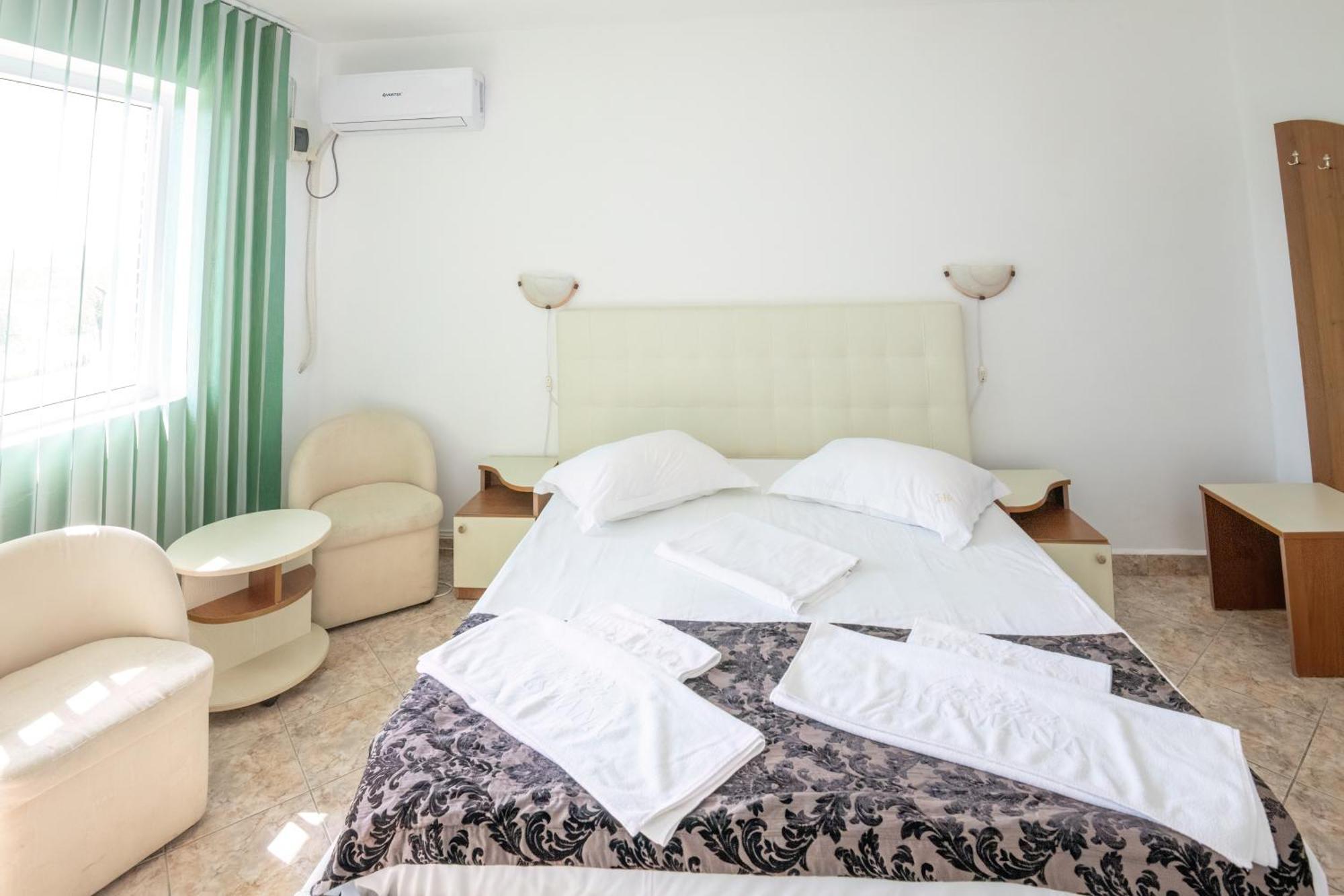 Complex Tismana 3* All Inclusive ジュピテル エクステリア 写真